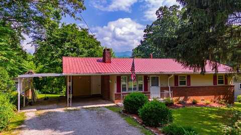 86 Pine Grove Dr, Andrews, NC 28901