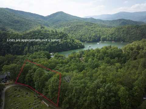 Oakleaf Rd, Almond, NC 28702