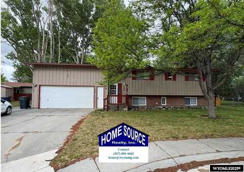 588 Downs, Riverton, WY 82501