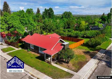 210 Custer, Lander, WY 82520