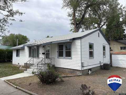 420 S 6th, Riverton, WY 82501