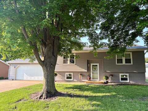 507 1st Ave NE, Badger, IA 50516