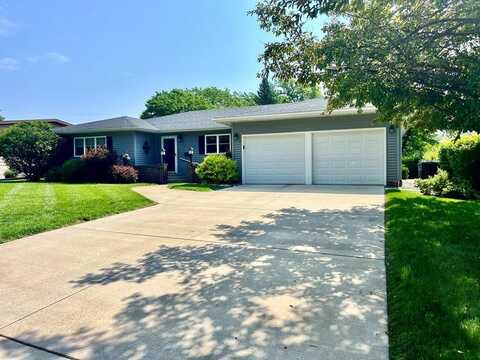 1403 Williams Dr, Fort Dodge, IA 50501