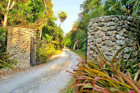 89251 Old Highway, Plantation Key, FL 33070