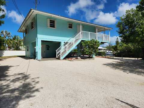695 N Lake Drive, Key Largo, FL 33037