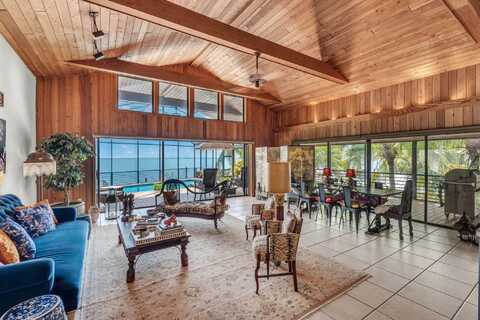 8 South Drive, Key Largo, FL 33037