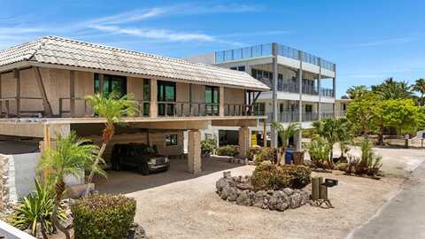 210 Wildwood Circle, Key Largo, FL 33037