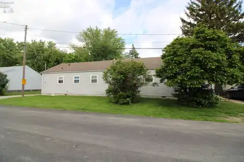 335 Superior Court, Port Clinton, OH 43452