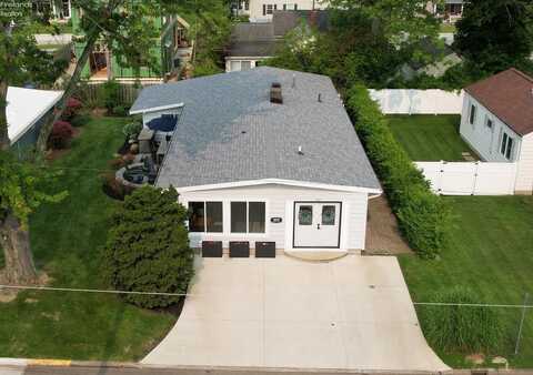 309 Shawnee Place, Huron, OH 44839