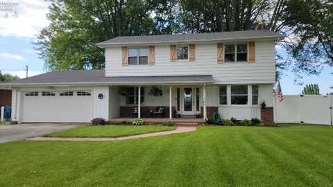 4253 Pickle Road, Oregon, OH 43616