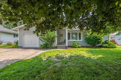 878 Flat Rock, Bellevue, OH 44811