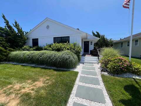 8102 Marshall Ave, Margate City, NJ 08402