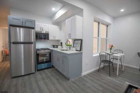 225 Atlantic Ave Ave, Atlantic City, NJ 08401