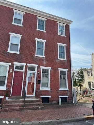 26 W PEARL STREET, BURLINGTON, NJ 08016