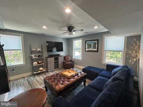 1829 CEDAR STREET, PHILADELPHIA, PA 19125