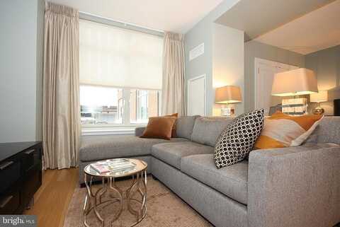 130 S 18TH STREET, PHILADELPHIA, PA 19103