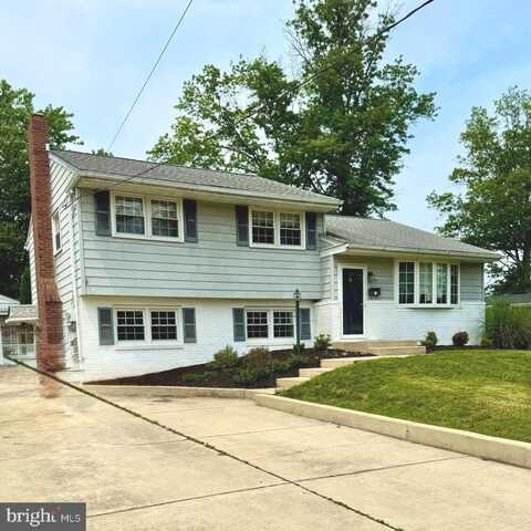 10 MEADOW LANE, WEST DEPTFORD, NJ 08096