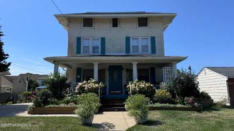 12 Elberon Avenue, Loch Arbour, NJ 07711