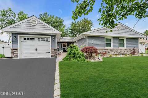 103 Idlewild Lane, Aberdeen, NJ 07747