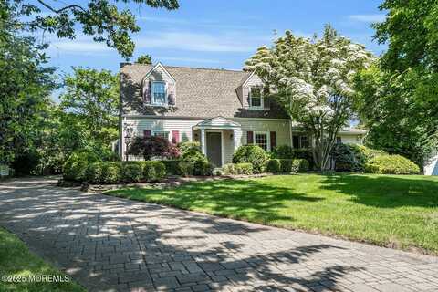 14 Robin Road, Rumson, NJ 07760