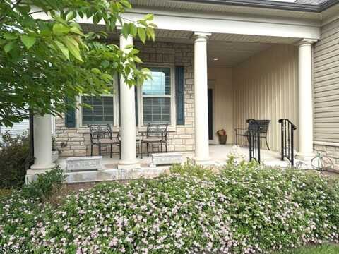 22 Sullivan Road, Raritan, NJ 08822