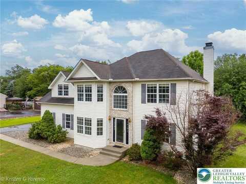 804 Blue Spruce Lane, Fair Oaks, PA 18040