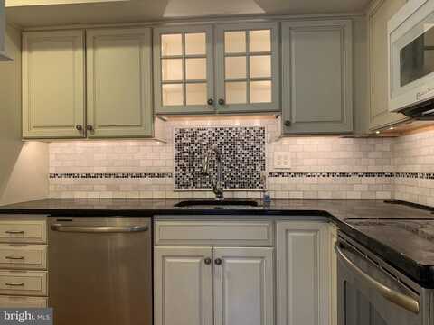 117 MONTROSE AVENUE, BRYN MAWR, PA 19010