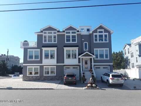 130 E 31st Street, Long Beach, NJ 08008