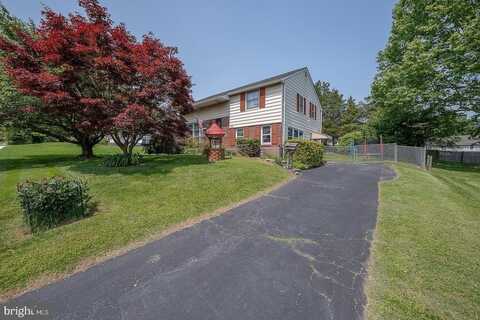 405 GARDEN LANE, ASTON, PA 19014