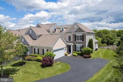 501 JASMINE CIRCLE, UPPER GWYNEDD, PA 19446