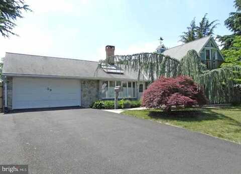 39 SMOKETREE ROAD, LEVITTOWN, PA 19056