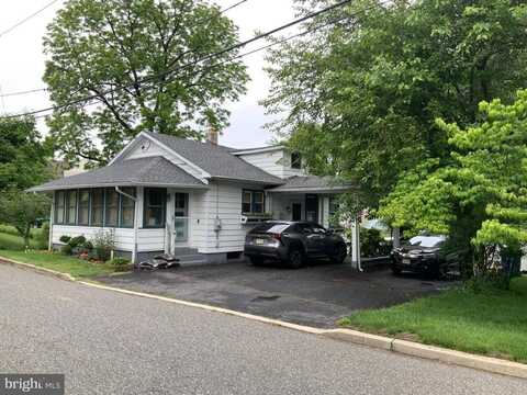 52 THORNTOWN LANE, BORDENTOWN, NJ 08505