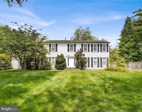 8 KNOX COURT, TRENTON, NJ 08648