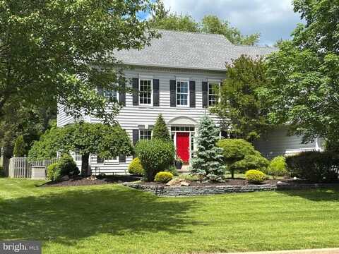 32 EAGLETON FARM ROAD, NEWTOWN, PA 18940