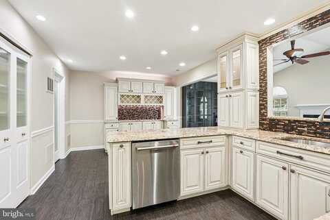 5 LOCUST LANE, NEWTOWN, PA 18940