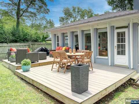 15 Lessing Road, West Orange, NJ 07052