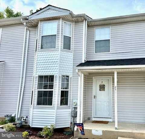 241 MANSION PARKWAY, NEW CASTLE, DE 19720