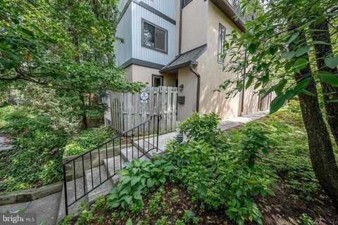 102 W MONTGOMERY AVENUE, ARDMORE, PA 19003