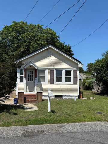 43 E Weber Avenue, Villas, NJ 08251