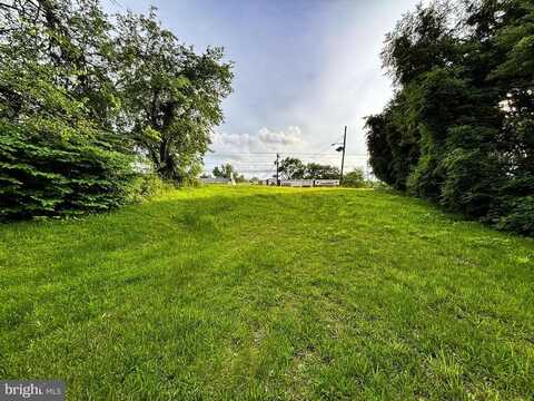 412 N WHITE HORSE PIKE, SOMERDALE, NJ 08083
