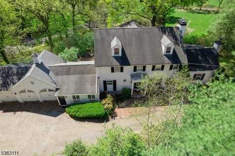 225 Old Army Rd, Bernardsville, NJ 07920