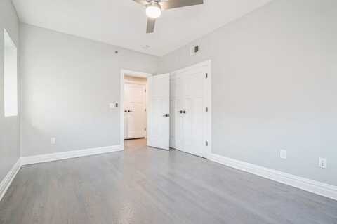 28 W Main St, Somerville, NJ 08876