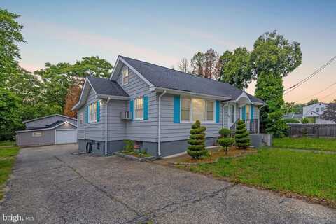 724 S WEST AVENUE, VINELAND, NJ 08360