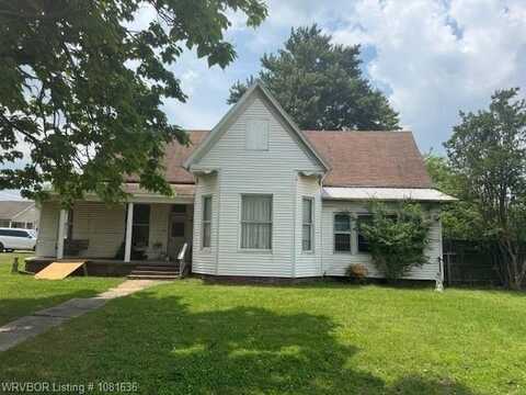 24 S 3rd ST, Paris, AR 72855