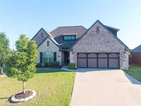 8510 Silverstone CT, Fort Smith, AR 72916