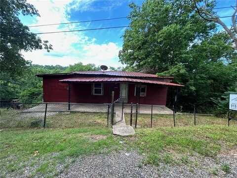513 Sicard AVE, Arkoma, OK 74901