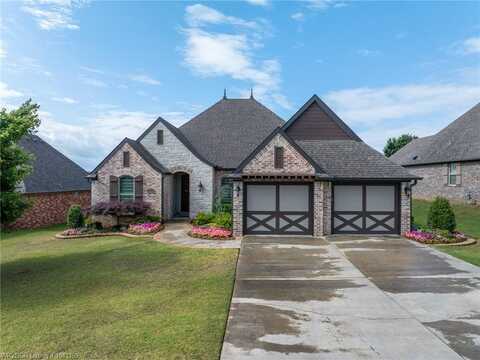 8404 Gatehouse WY, Fort Smith, AR 72916