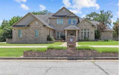 2909 Silver Maple LN, Poteau, OK 74953