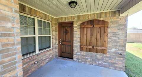 1212 Mesa DR, Fort Smith, AR 72908