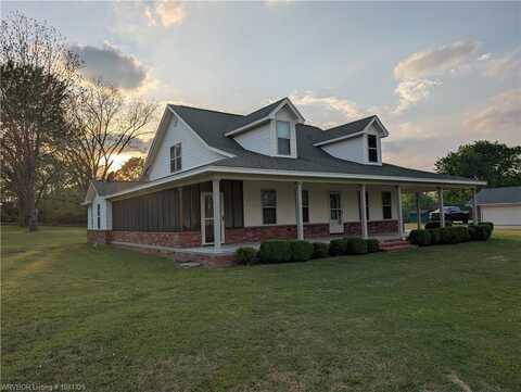 1385 Old Airport RD, Paris, AR 72855
